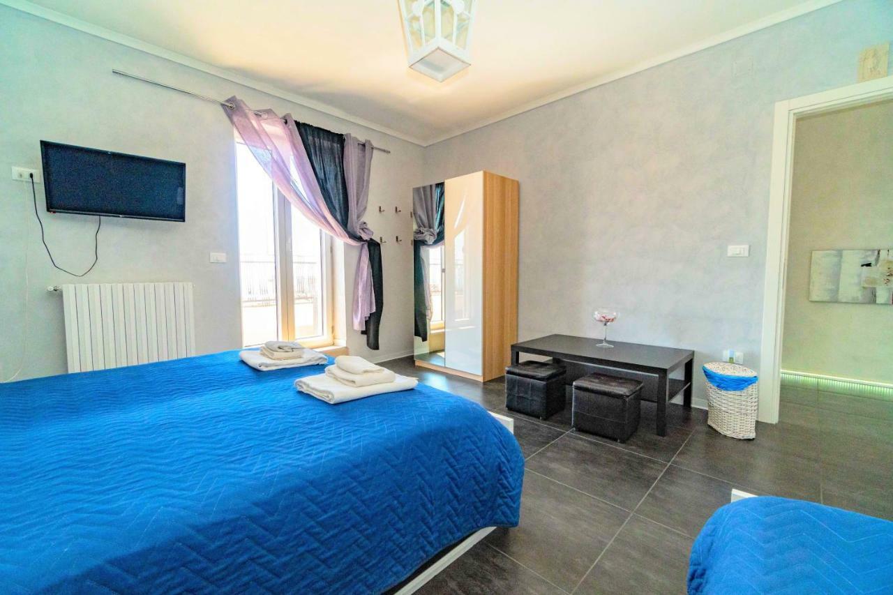 Rooms Gli Arcangeli 2 - Affitti Brevi Italia Monte SantʼAngelo Exterior foto