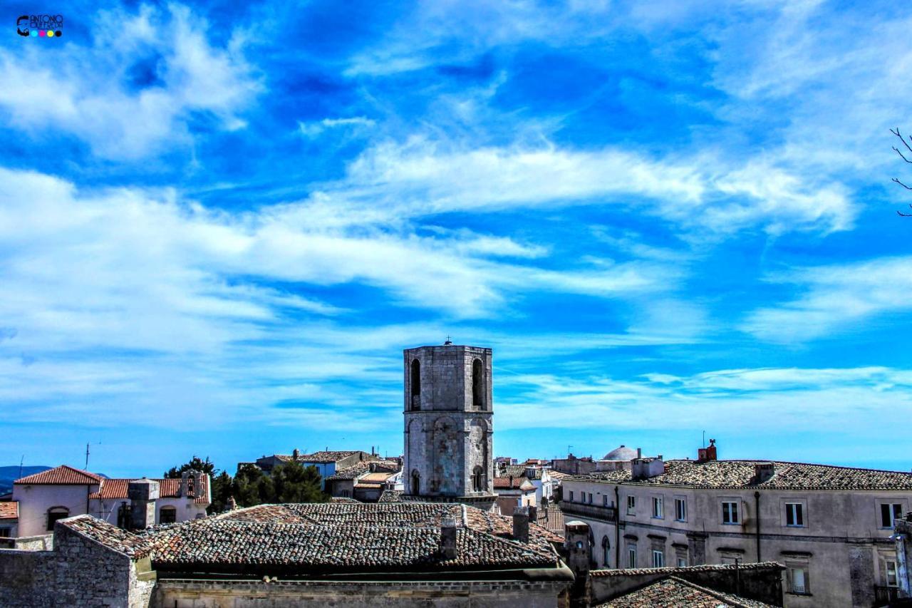 Rooms Gli Arcangeli 2 - Affitti Brevi Italia Monte SantʼAngelo Exterior foto